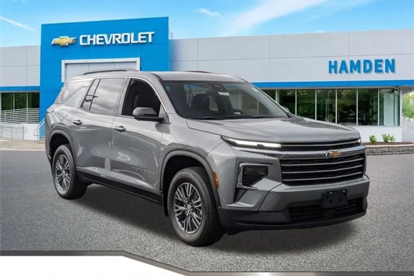 2026 Chevrolet Traverse photo 1