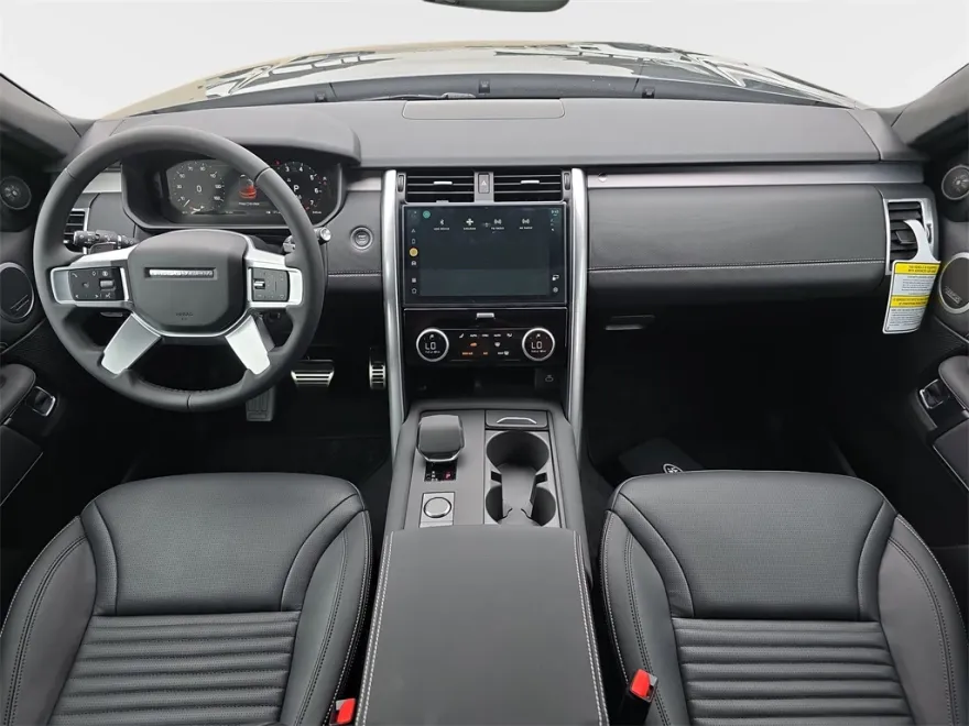 2025 Land Rover Discovery SE photo 1