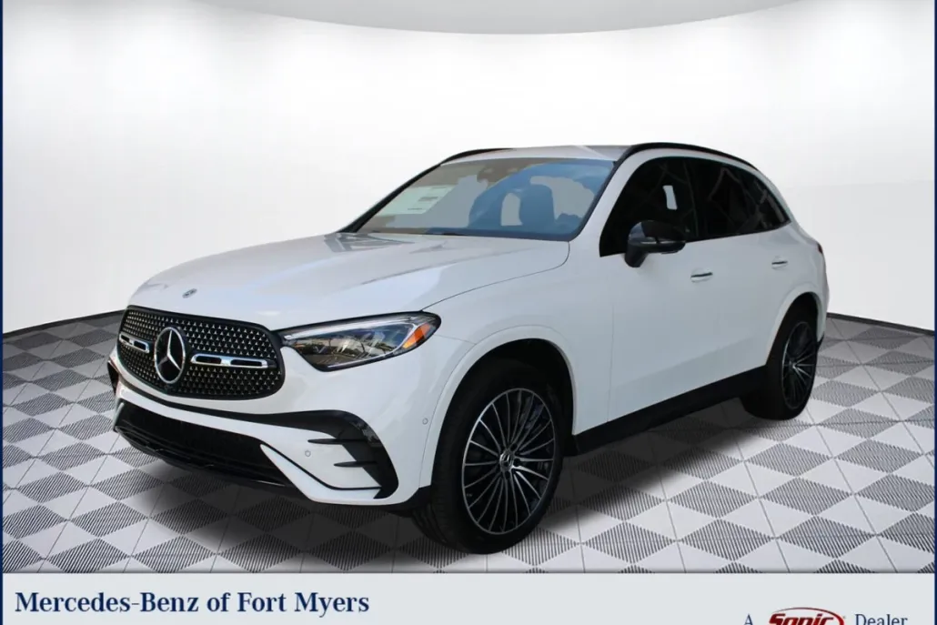 2026 Mercedes Benz GLC 300 photo 1