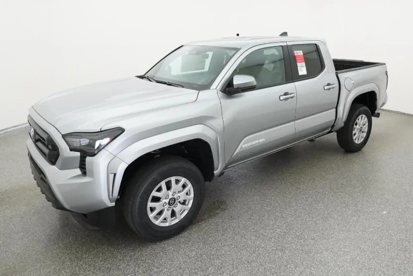 2025 Toyota Tacoma SR5 4x4 Double Cab photo 1