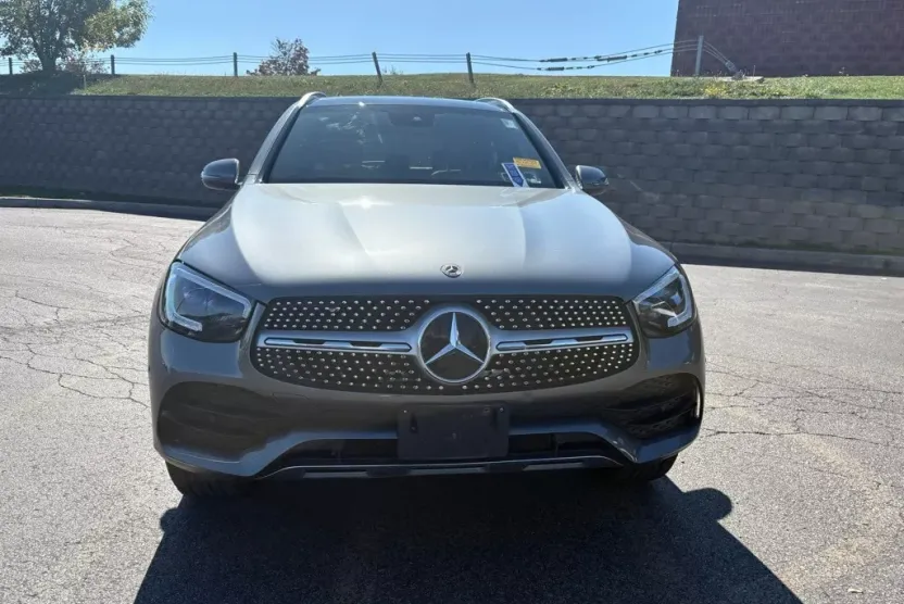2022 Mercedes Benz GLC 300 4MATIC photo 1
