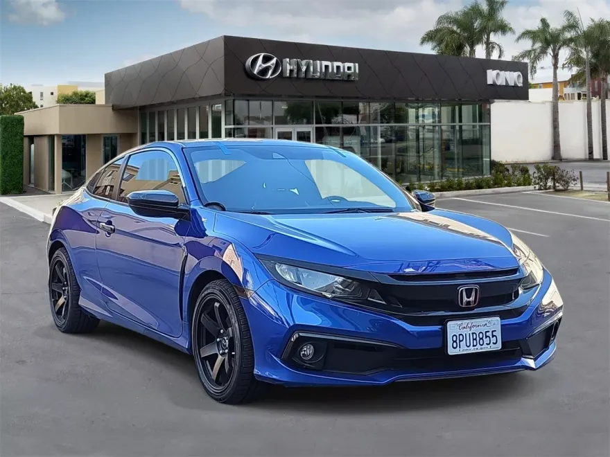 2020 Honda Civic Sport photo 1