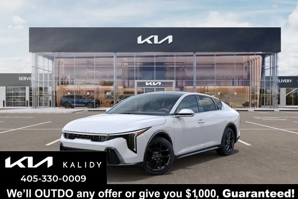 2025 Kia K4 photo 1