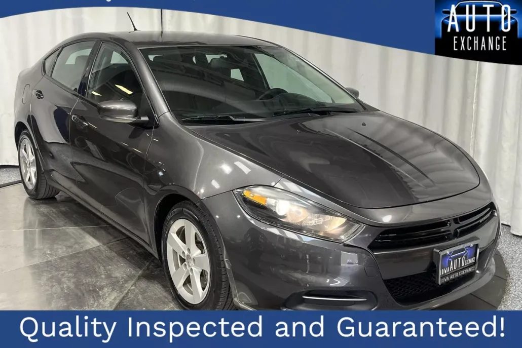 2016 Dodge Dart SXT photo 1
