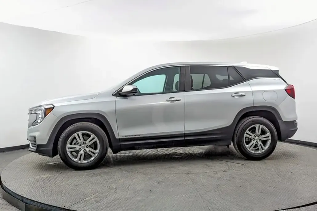 2022 Gmc Terrain SLE photo 1