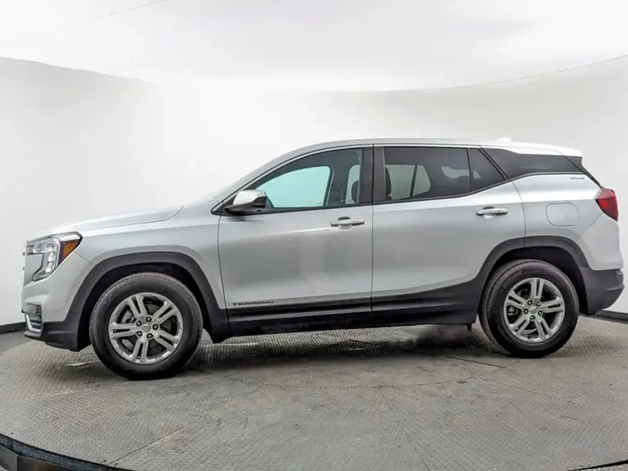 2022 Gmc Terrain SLE photo 1