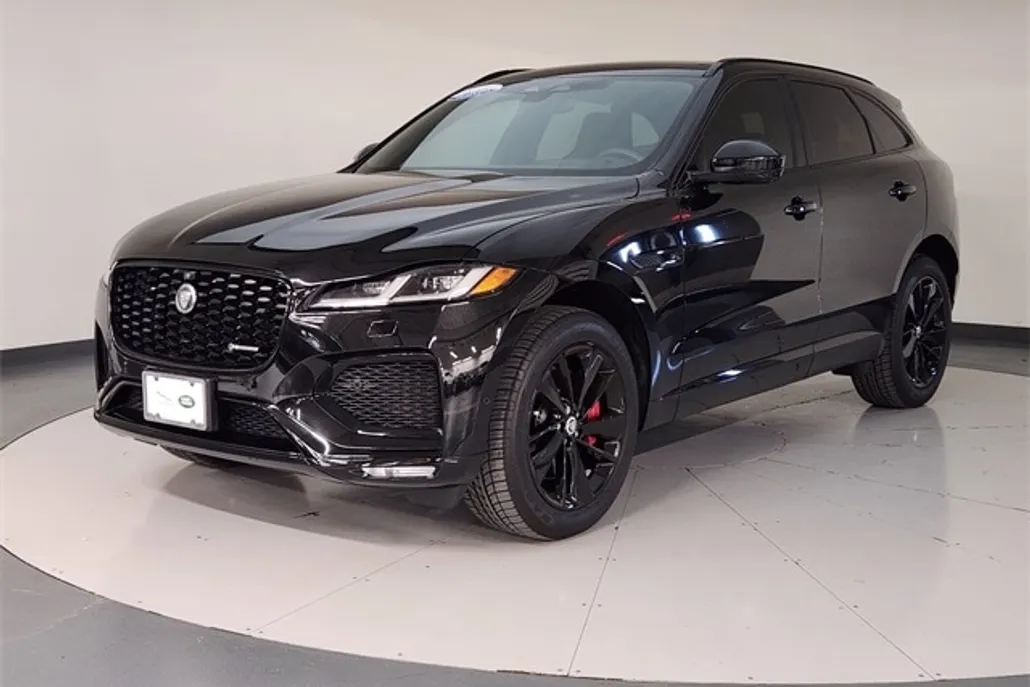 2024 Jaguar F-PACE P400 R-Dynamic S photo 1