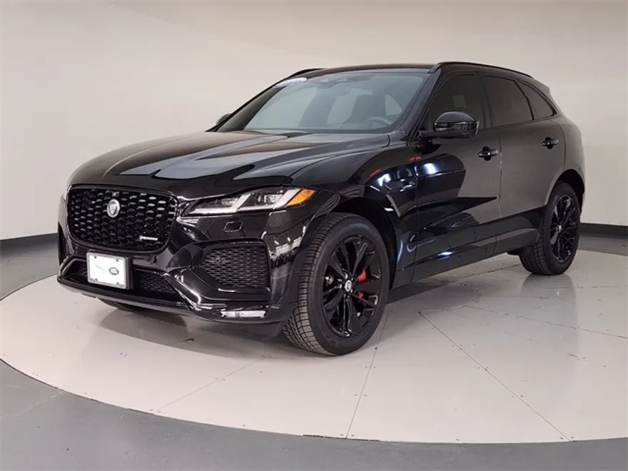2024 Jaguar F-PACE P400 R-Dynamic S photo 1