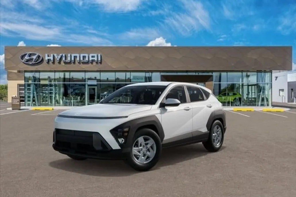 2025 Hyundai Kona SE photo 1