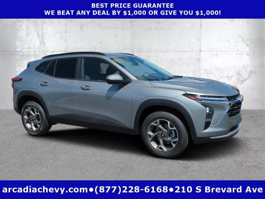 2025 Chevrolet Trax LT photo 1