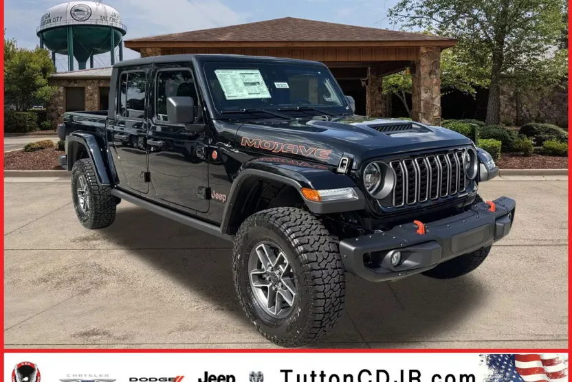 2025 Jeep Gladiator Mojave photo 1