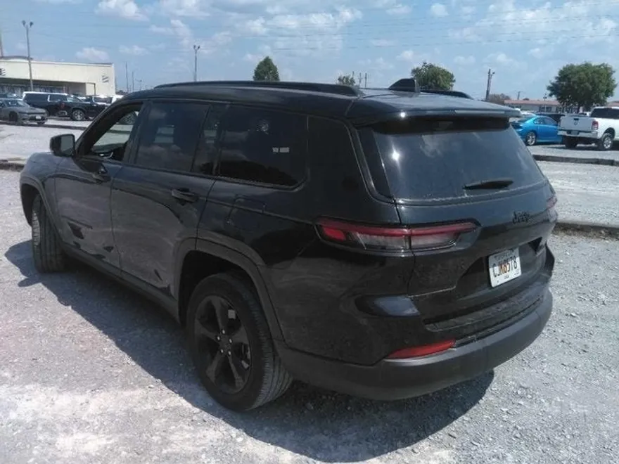 2023 Jeep Grand Cherokee Altitude photo 1