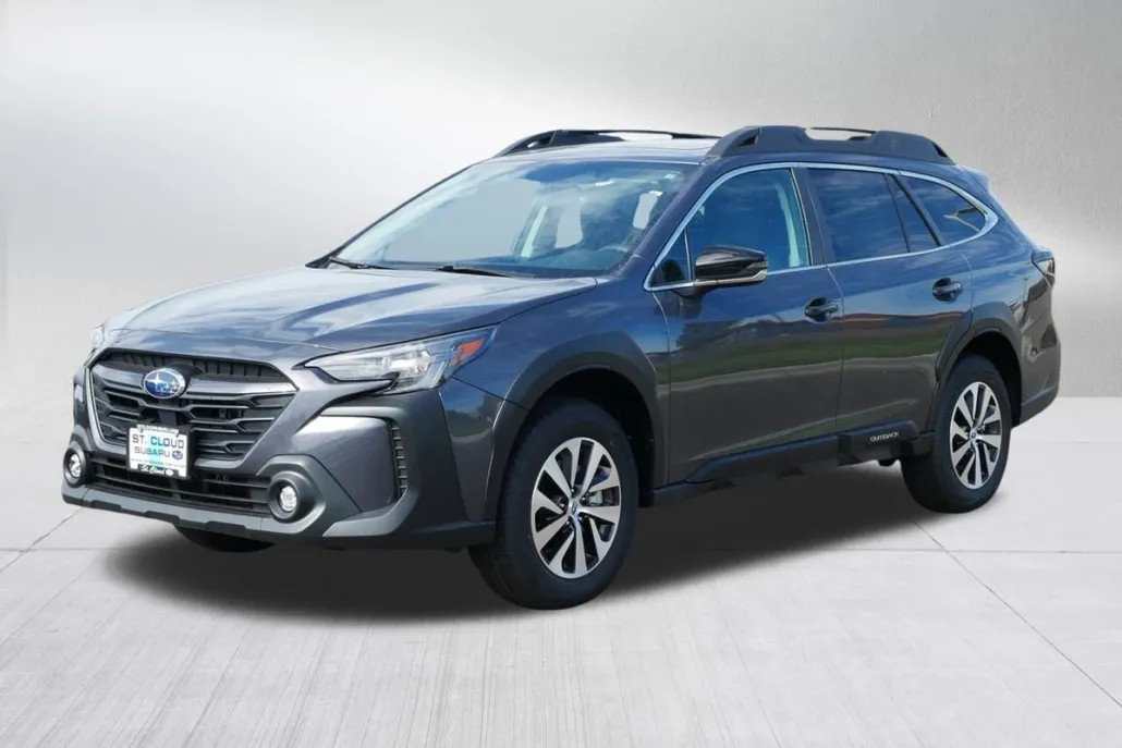 2025 Subaru Outback Premium photo 1