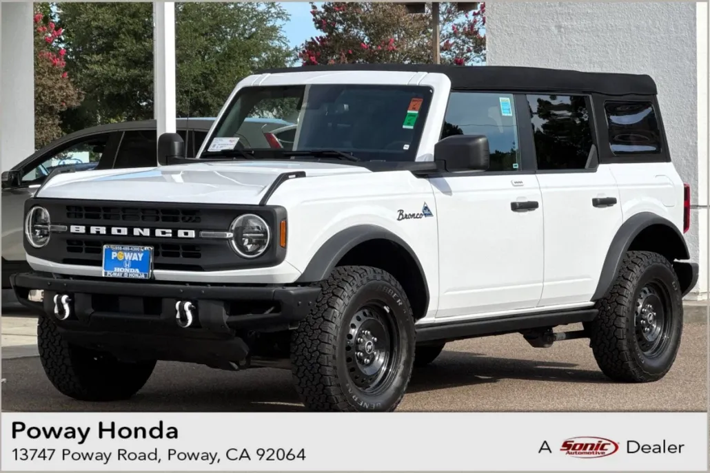 2023 Ford Bronco Black Diamond photo 1