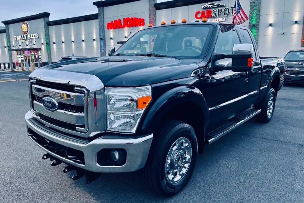 2014 Ford F-250 Lariat photo 1