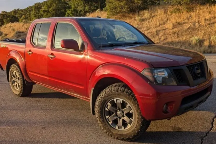 2019 Nissan Frontier PRO-4X photo 1