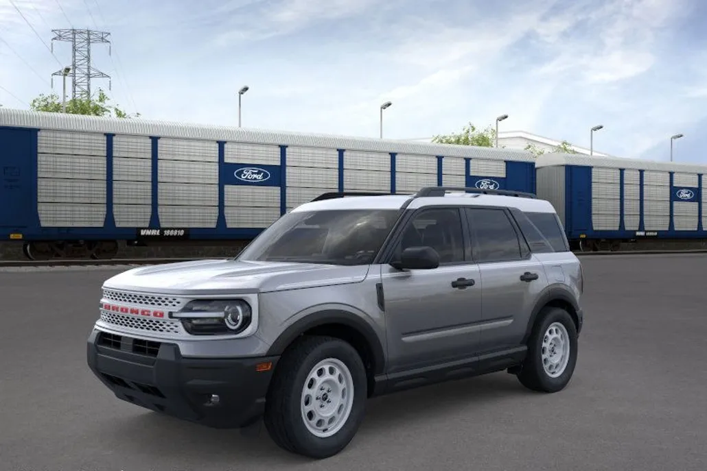2025 Ford Bronco Sport Heritage photo 1