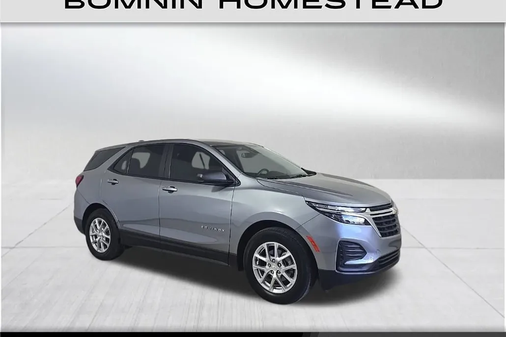 2024 Chevrolet Equinox LS photo 1