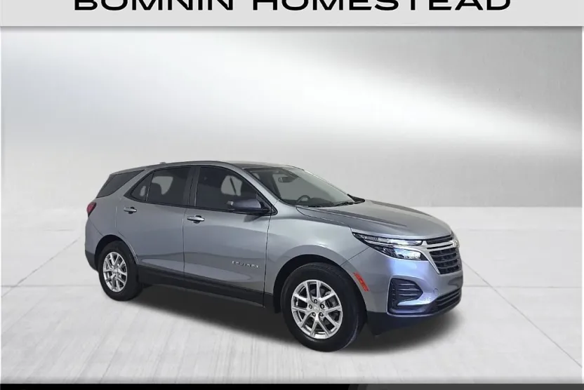 2024 Chevrolet Equinox LS photo 1
