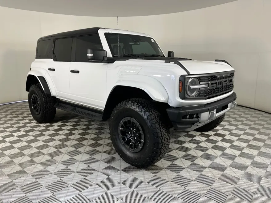 2024 Ford Bronco Raptor photo 1