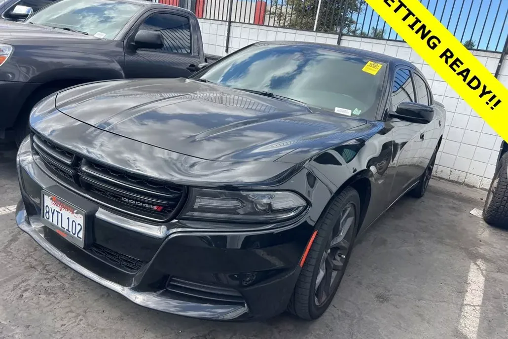 2021 Dodge Charger SXT photo 1