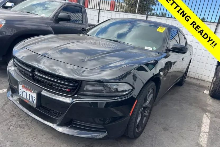 2021 Dodge Charger SXT photo 1