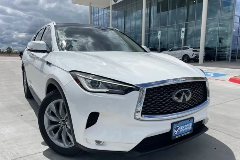 2022 Infiniti QX50 Luxe photo 1