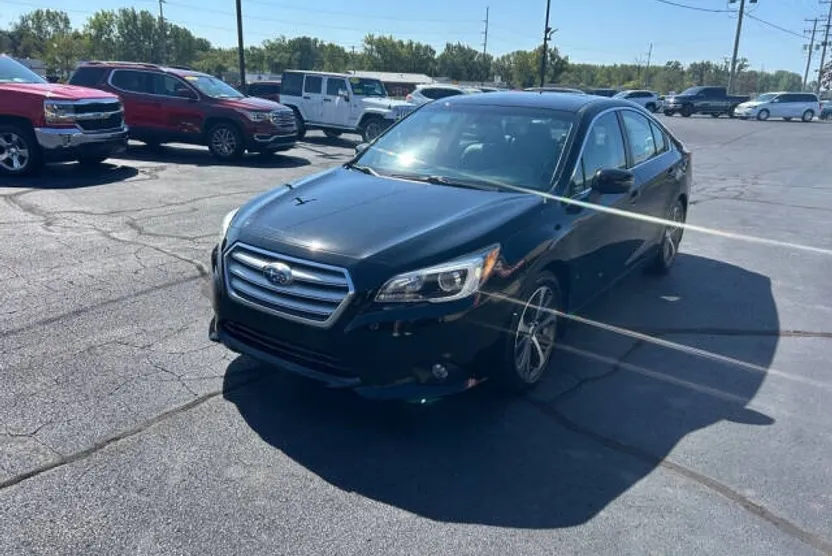 2017 Subaru Legacy 2.5i Limited photo 1