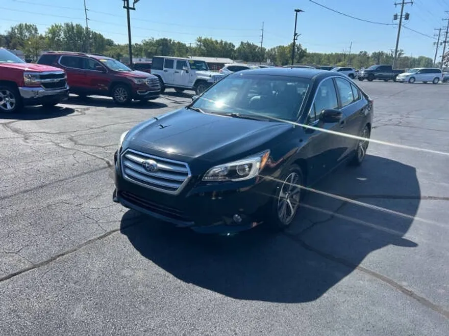 2017 Subaru Legacy 2.5i Limited photo 1