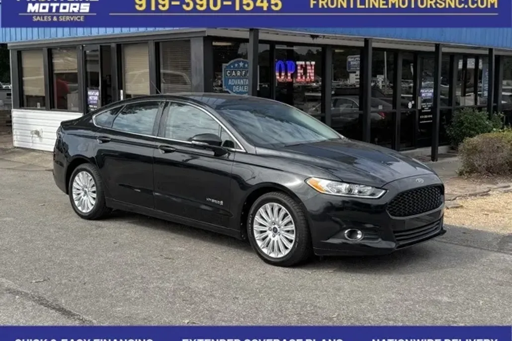 2013 Ford Fusion Hybrid SE photo 1