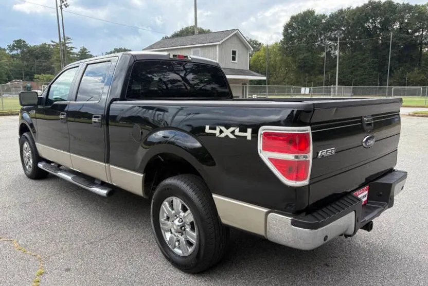 2009 Ford F-150 XL photo 1