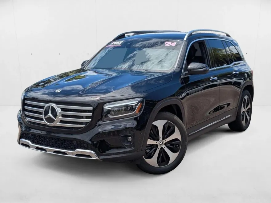 2024 Mercedes Benz GLB 250 photo 1