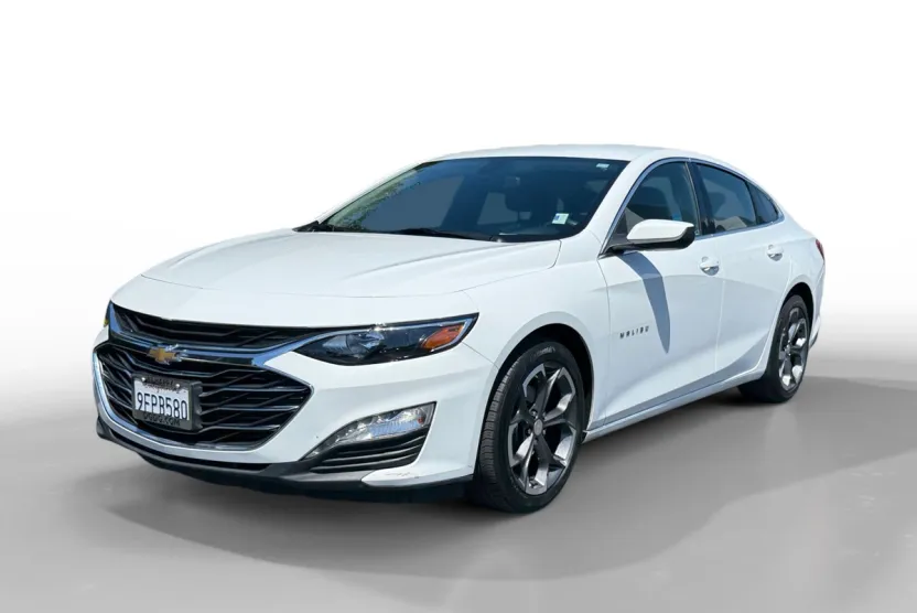 2022 Chevrolet Malibu 1LT photo 1