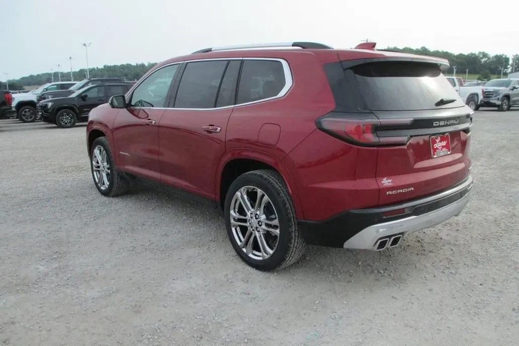 2025 Gmc Acadia Denali photo 1