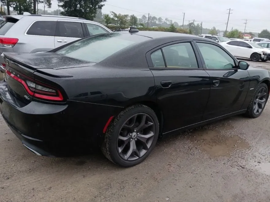 2018 Dodge Charger R/T photo 1