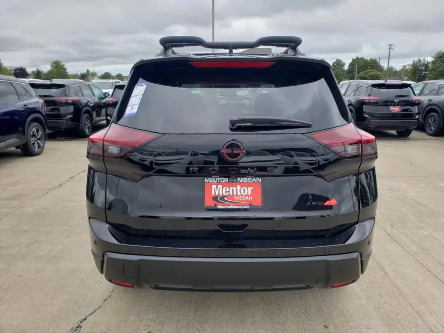 2026 Nissan Rogue SV photo 1