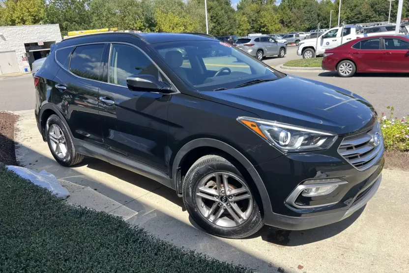 2017 Hyundai Santa Fe Sport photo 1