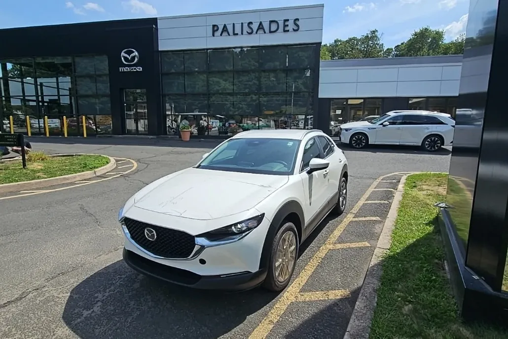 2025 Mazda CX-30 2.5 S Preferred photo 1
