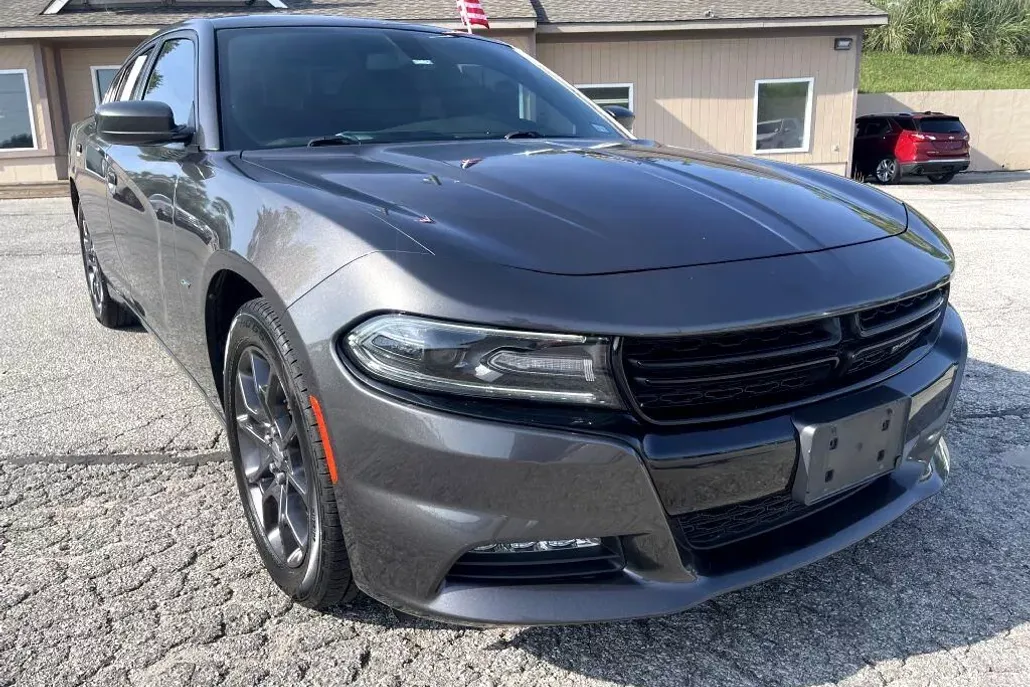2018 Dodge Charger GT photo 1