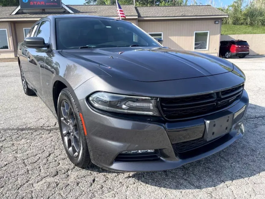 2018 Dodge Charger GT photo 1