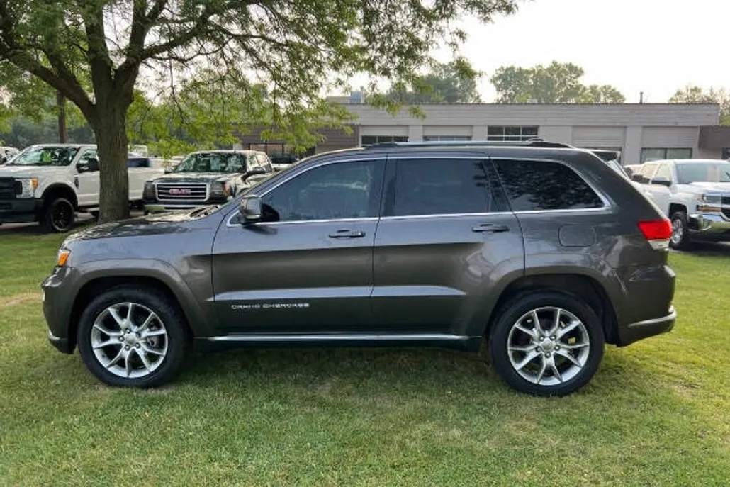 2015 Jeep Grand Cherokee Summit photo 1