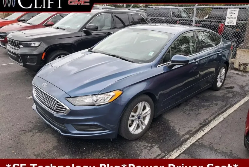2018 Ford Fusion SE photo 1