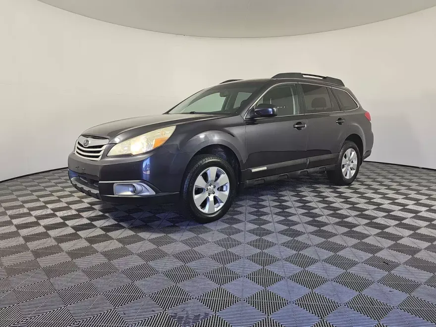 2011 Subaru Outback 2.5i photo 1