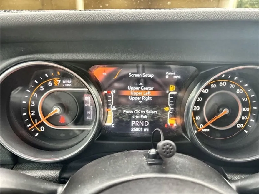 2022 Jeep Gladiator High Altitude photo 16