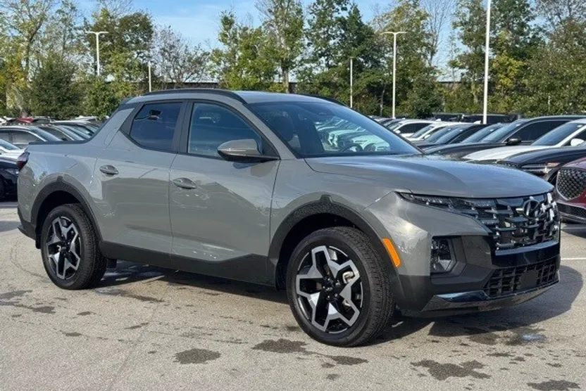 2022 Hyundai Santa Cruz Limited photo 1
