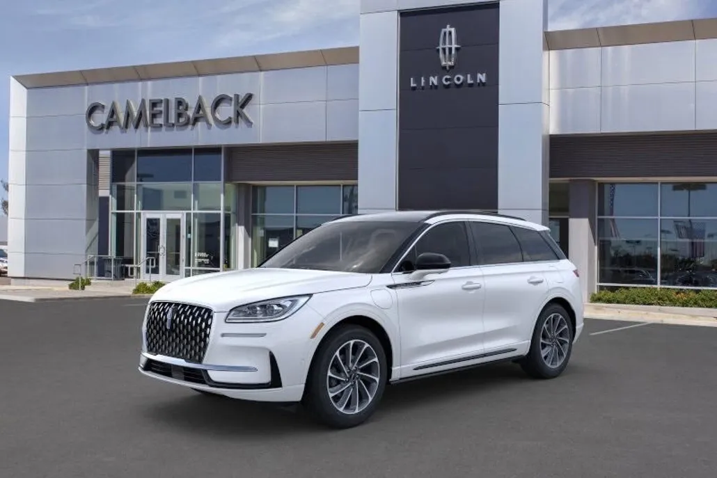 2025 Lincoln Corsair Grand Touring photo 1