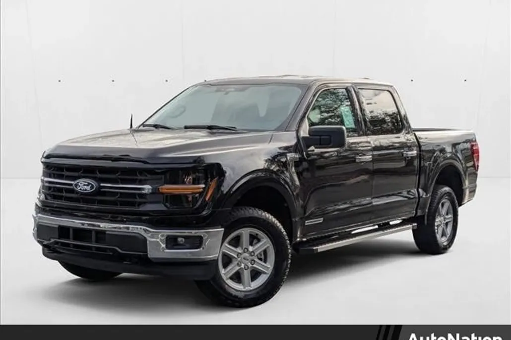 2025 Ford F-150 XLT photo 1