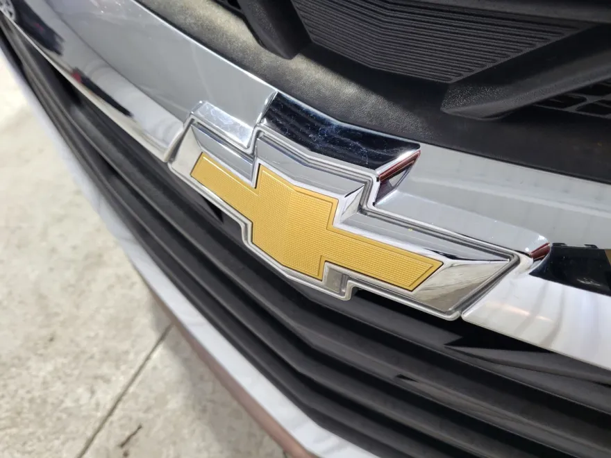 2019 Chevrolet Cruze LS photo 1
