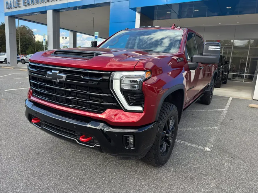 2026 Chevrolet Silverado 2500HD LTZ photo 1
