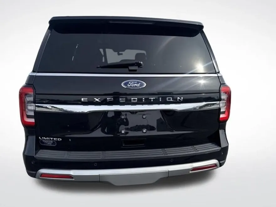 2023 Ford Expedition Limited photo 1